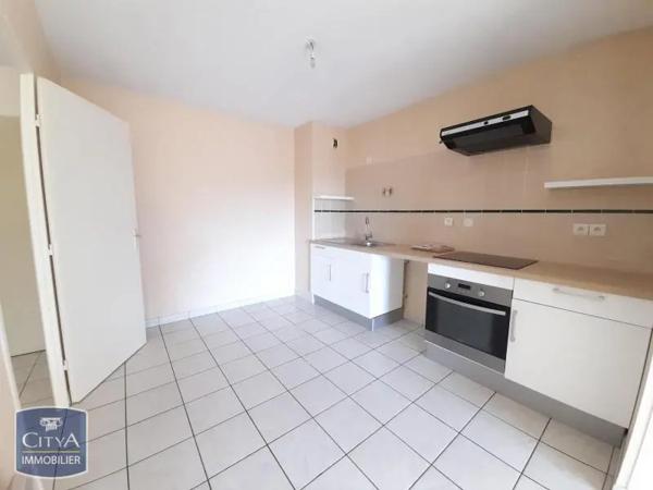 Appartement à louer 3 pièces 81.91m² Besançon (25000)