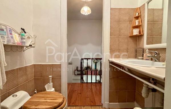 ROYAN, MAISON DE VILLE 4 pièces A PROXIMITE IMMEDIATE DU MA