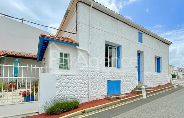 ROYAN, MAISON DE VILLE 4 pièces A PROXIMITE IMMEDIATE DU MA