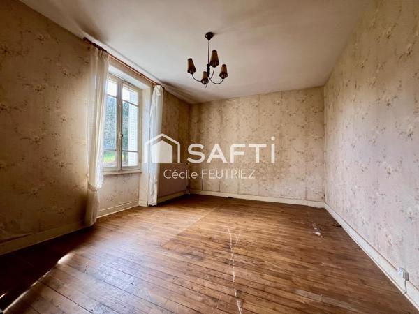 Maison avec énorme potentiel sans vis à vis