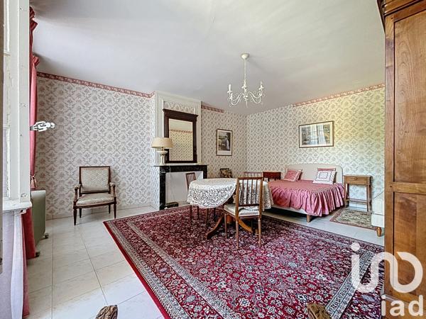 Maison à vendre 8 pièces 196 m² Saint-Georges-de-Luzençon