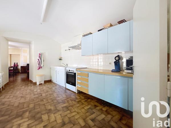 Maison à vendre 8 pièces 196 m² Saint-Georges-de-Luzençon