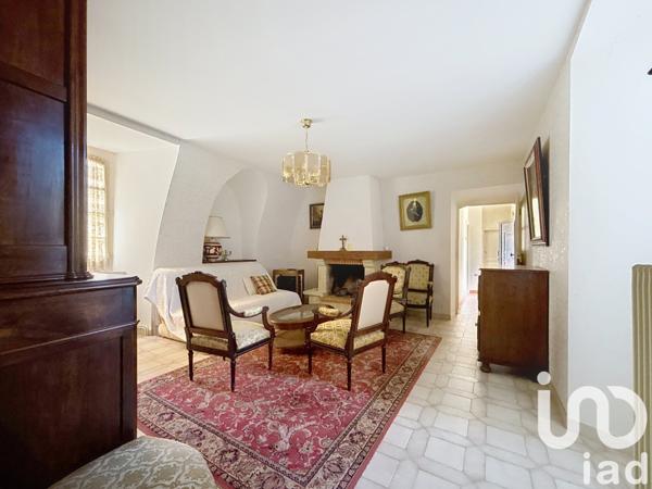 Maison à vendre 8 pièces 196 m² Saint-Georges-de-Luzençon