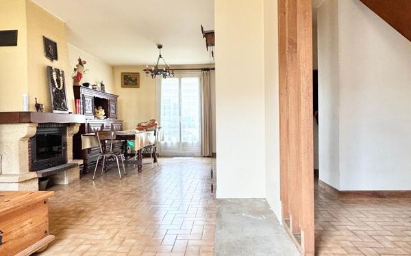 Maison à vendre    5 pièces • 93,18 m2 Chartres