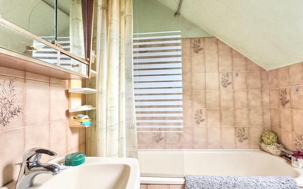 Maison à vendre    5 pièces • 93,18 m2 Chartres