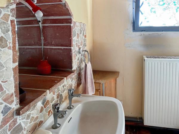 Maison à vendre - 5 pièces - 221m2 habitables - 3470m2 - Chambre d'hôtes - Lupiac (32)