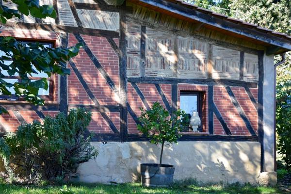 Maison à vendre - 5 pièces - 221m2 habitables - 3470m2 - Chambre d'hôtes - Lupiac (32)