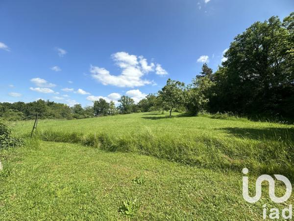 Pavillon 7 pièces de 123 m² à Noé (89320)