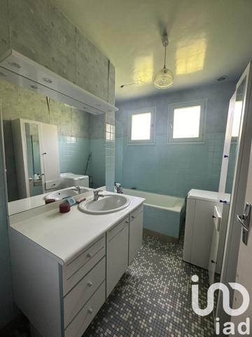 Pavillon 7 pièces de 123 m² à Noé (89320)