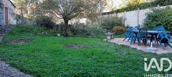 Maison à vendre 8 pièces 180 m² Saint-Denis-sur-Loire