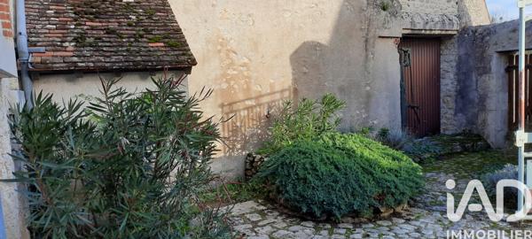 Maison à vendre 8 pièces 180 m² Saint-Denis-sur-Loire