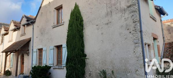 Maison à vendre 8 pièces 180 m² Saint-Denis-sur-Loire