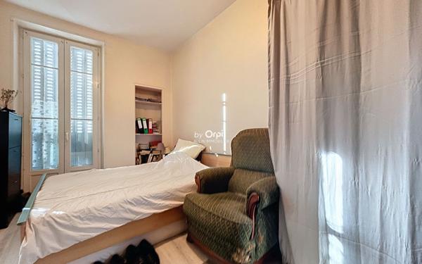 Appartement à vendre    2 pièces • 39,36 m2 Néris-les-Bains