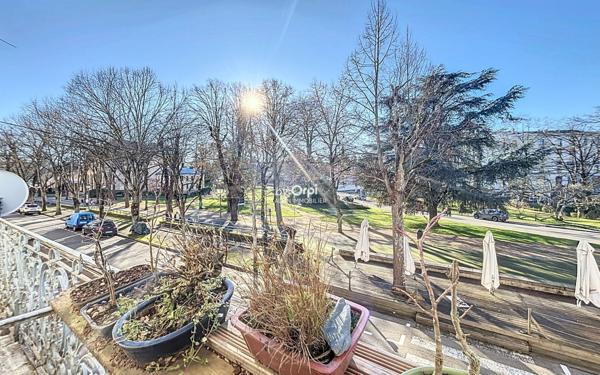 Appartement à vendre    2 pièces • 39,36 m2 Néris-les-Bains