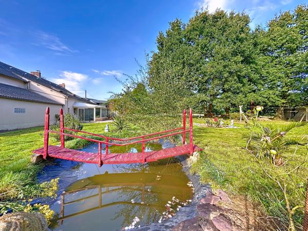 À 30 minutes de Rennes, et 15 minutes de Ploërmel