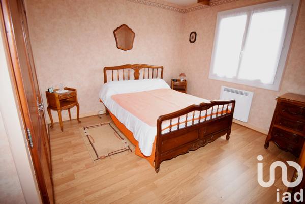 Maison à vendre 4 pièces 87 m² Verneuil-l'Étang