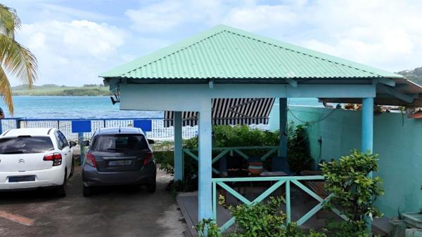 Studio de 20 m² AVEC ACCÈS DIRECT À LA MER ET PARKING PRIVATIF