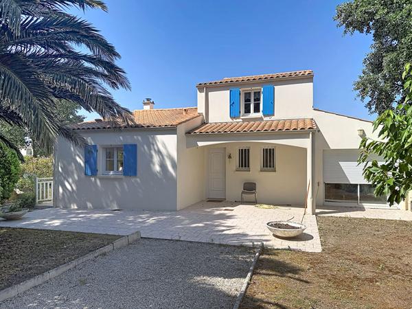 Vente
                Maison140 m² - 6 Pièces -
                    SAINT GEORGES D OLERON (17190)