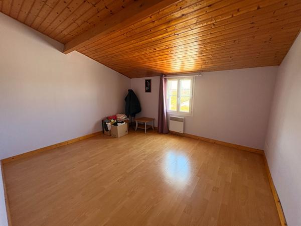 Vente
                Maison140 m² - 6 Pièces -
                    SAINT GEORGES D OLERON (17190)