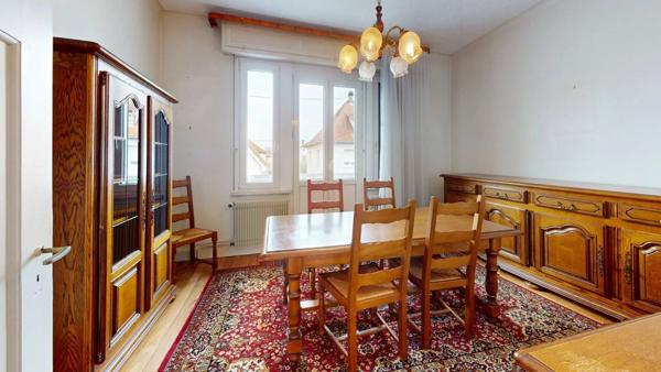 À Vendre : Charmante maison mitoyenne de 146 m² avec potentiel d’aménagement