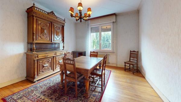 À Vendre : Charmante maison mitoyenne de 146 m² avec potentiel d’aménagement