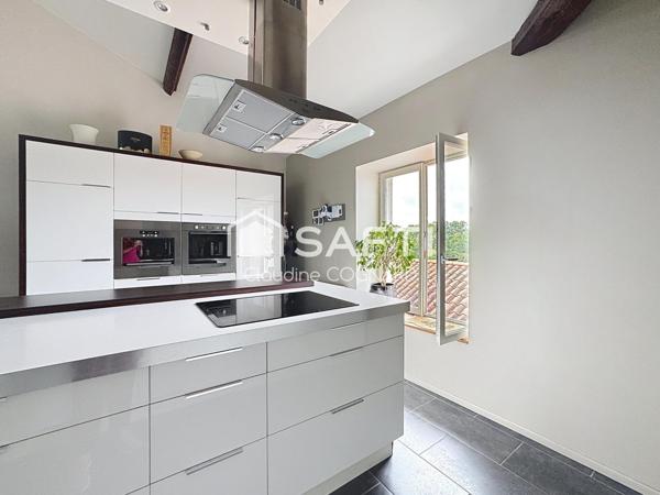 Grand appartement de type T4, très lumineux