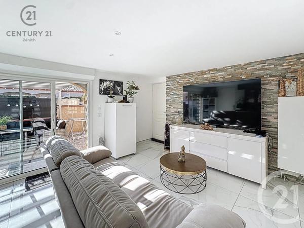 Appartement Duplex à vendre  4 pièces - 80,47 m 2   LE BARCARES  - 66