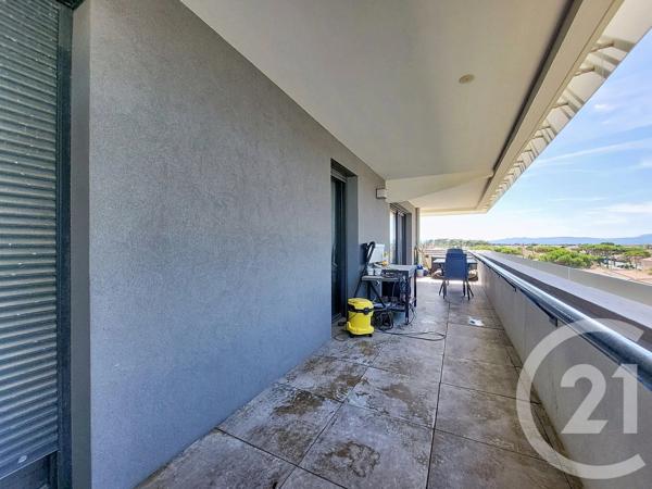 Appartement T3 à vendre  3 pièces - 68,60 m 2   LE BARCARES  - 66