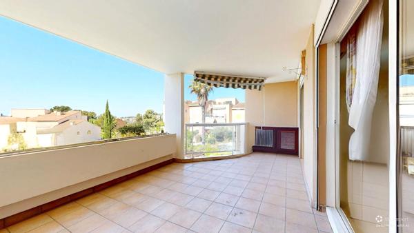 T4 Carqueiranne magnifique vue mer résidence sécurisée avec piscine