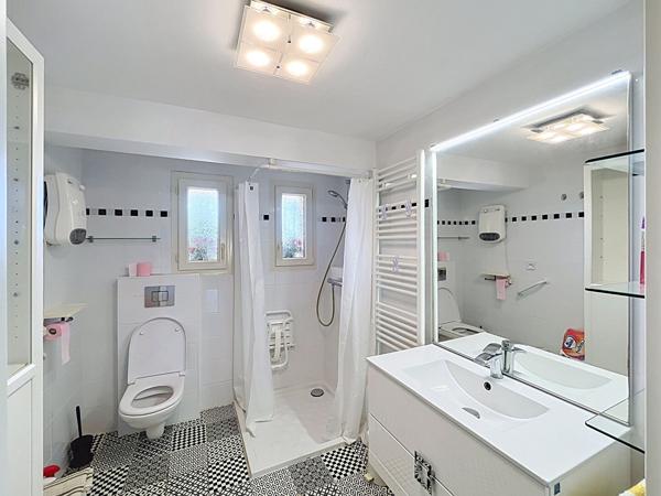 Jolie maison de 3 chambres avec ascenseur proche centre