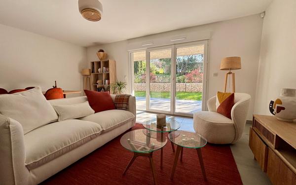 Appartement à vendre    3 pièces • 75 m2 Nîmes