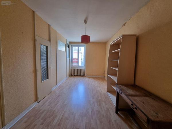 Maison de ville à vendre à La Chapelle-au-Riboul en Mayenne (53440), ref : 12725/487