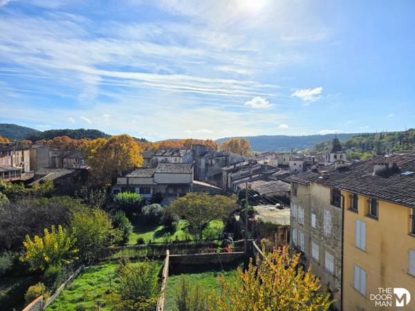 Immeuble - À vendre - 130 m² - SALERNES | The Door Man