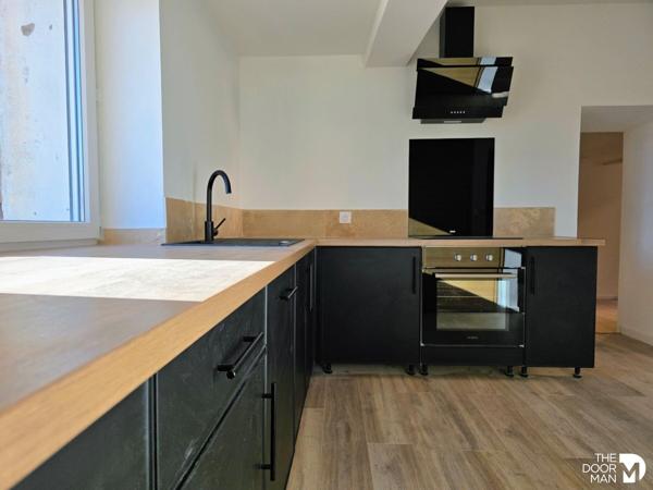 Immeuble - À vendre - 130 m² - SALERNES | The Door Man