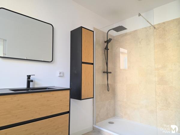 Immeuble - À vendre - 130 m² - SALERNES | The Door Man