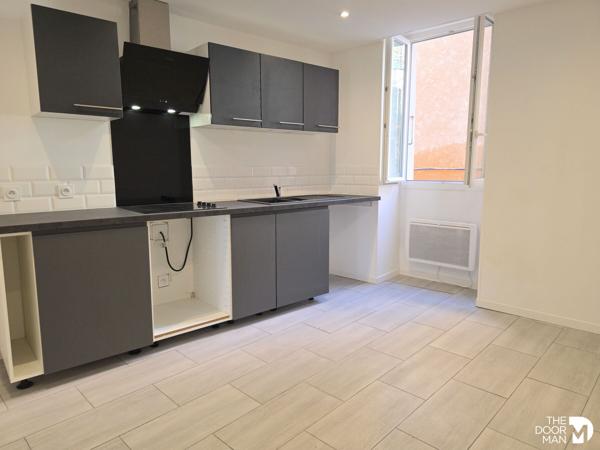 Immeuble - À vendre - 130 m² - SALERNES | The Door Man