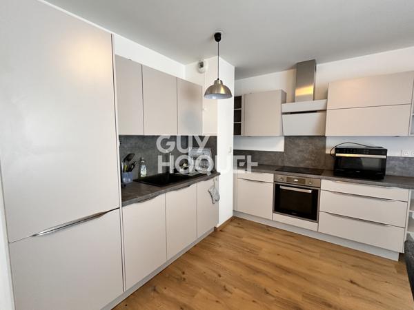 APPARTEMENT À LOUER DE 3 PIÈCES DE 77,51 M²
