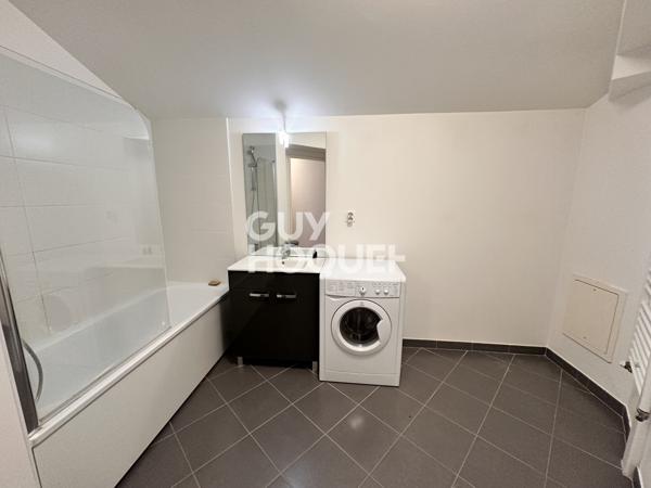 APPARTEMENT À LOUER DE 3 PIÈCES DE 77,51 M²