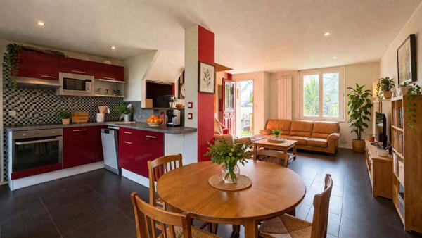 EXCLUSIVITE LA ROCHELLE MAISON 4 CHAMBRES JARDIN TERRASSE  La rochelle