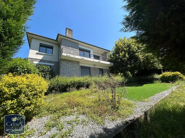Maison à louer 6 pièces 136m²