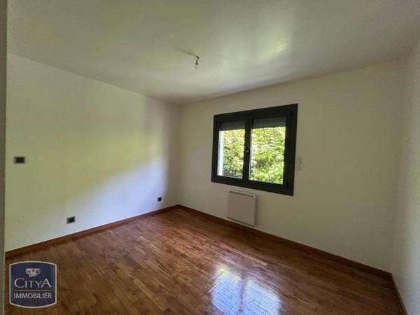 Maison à louer 6 pièces 136m²