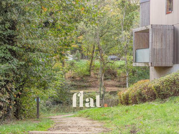 Appartement 4 pièces/ 86 m2/ 3 ch/ SAINT HERBLAIN/ Loggia/ 2 places de stationnement