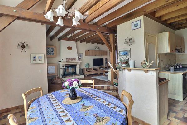 Maison familliale en plein Bourg