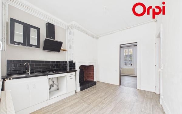 Maison à vendre    5 pièces •  Bernay