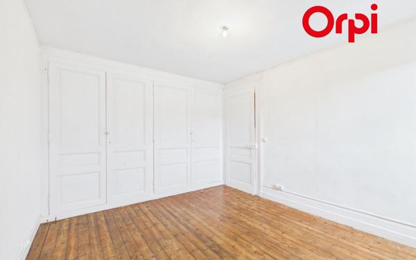 Maison à vendre    5 pièces •  Bernay