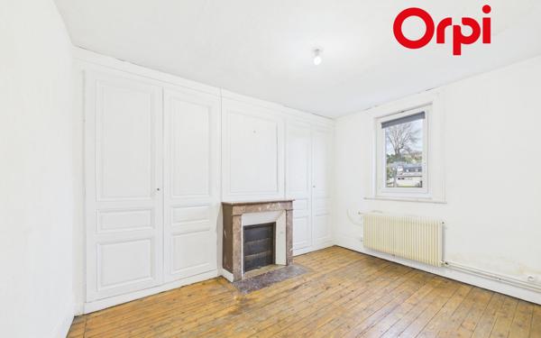 Maison à vendre    5 pièces •  Bernay