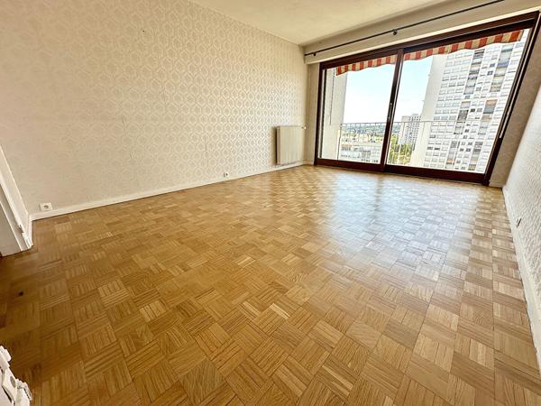 Appartement 76 m² ? 2 chambres avec dressing ? Ascenseur ? Proche tram
