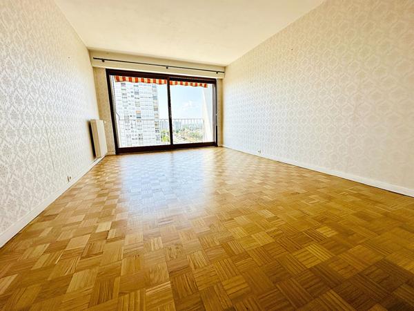 Appartement 76 m² ? 2 chambres avec dressing ? Ascenseur ? Proche tram