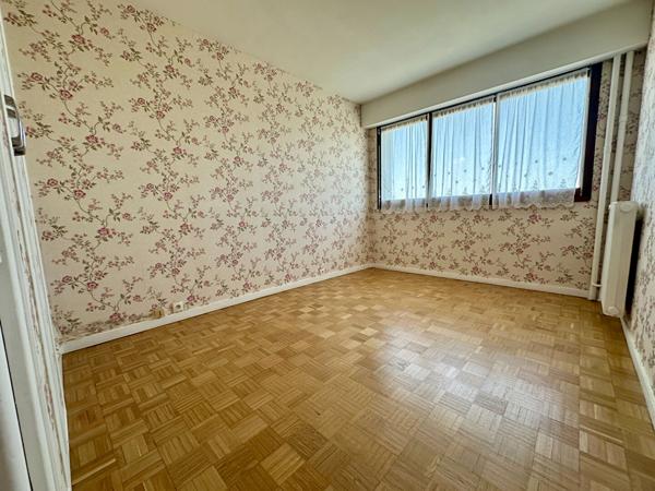 Appartement 76 m² ? 2 chambres avec dressing ? Ascenseur ? Proche tram
