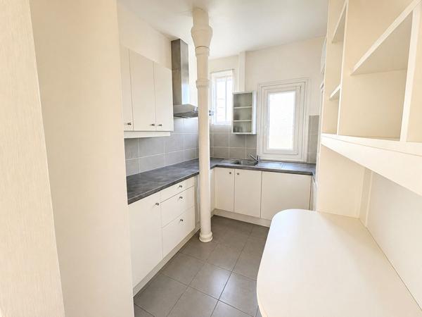 Appartement Paris 3 pièce(s) 50.80 m2